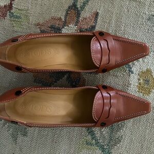 Tod’s Cognac heels 8.5 barely worn.